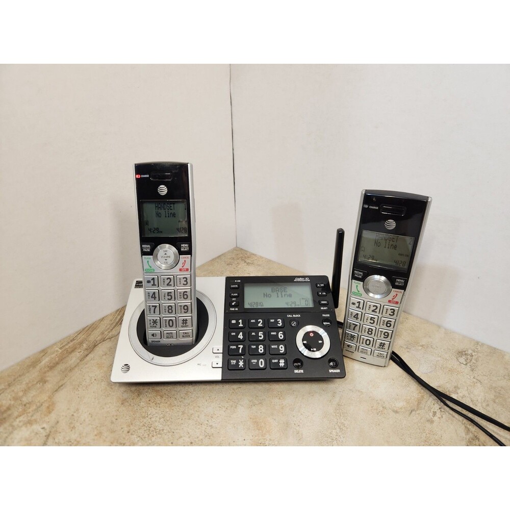AT&T Cordless Phone System with Smart Call Blocker Expandable CL83207 DECT 6.0